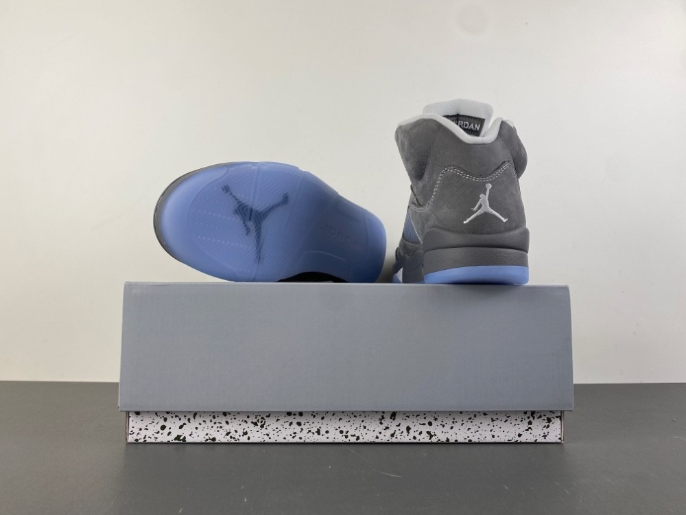 Air Jordan 5 Retro Wolf Grey (2026)  DD0587-002