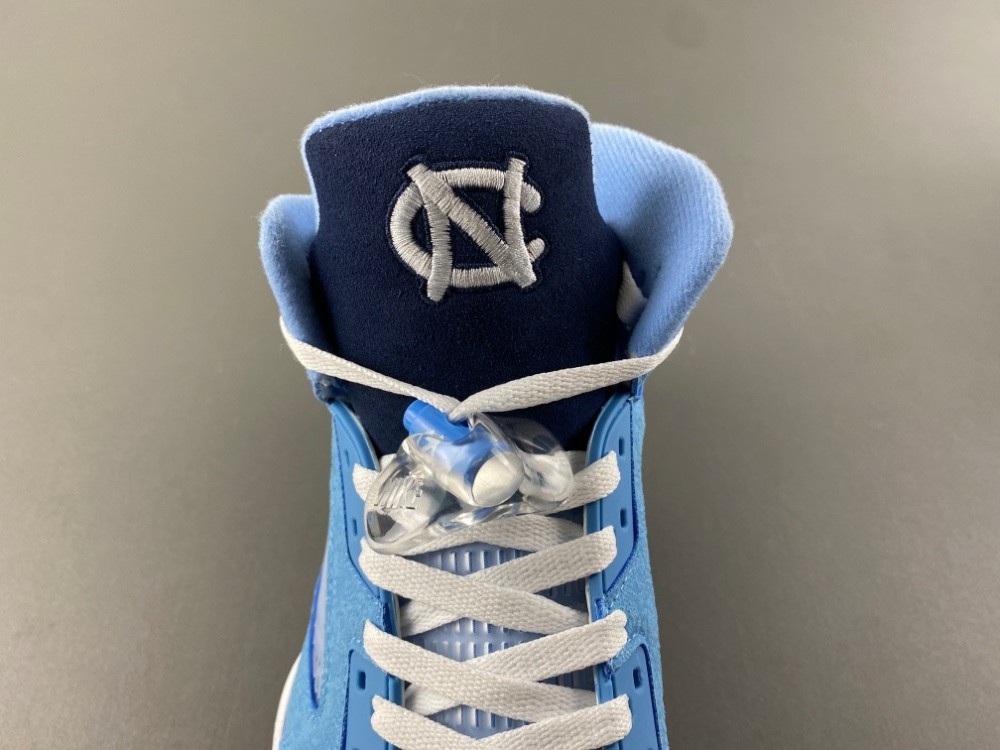 Air Jordan 5 Retro HQ7978-401