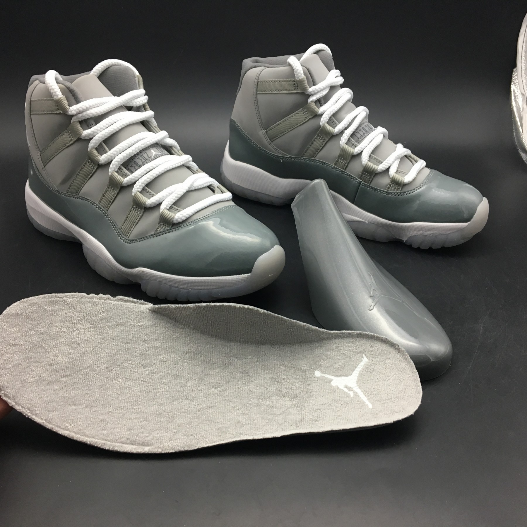 Nike Air Jordan 11 Retro Cool Grey 378037-001