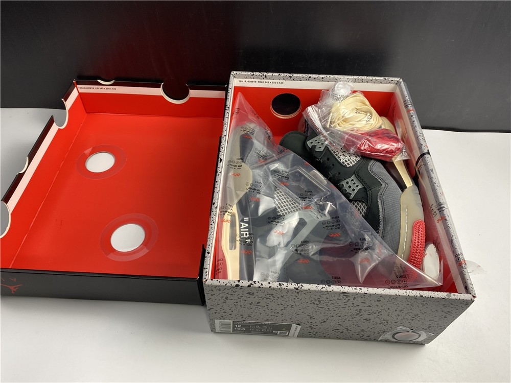 OFF-WHITE x Air Jordan 4 “Bred” CV9388-001