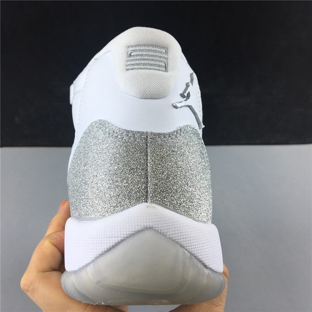 Air Jordan 11 WMNS “Metallic Silver” AR0715-100