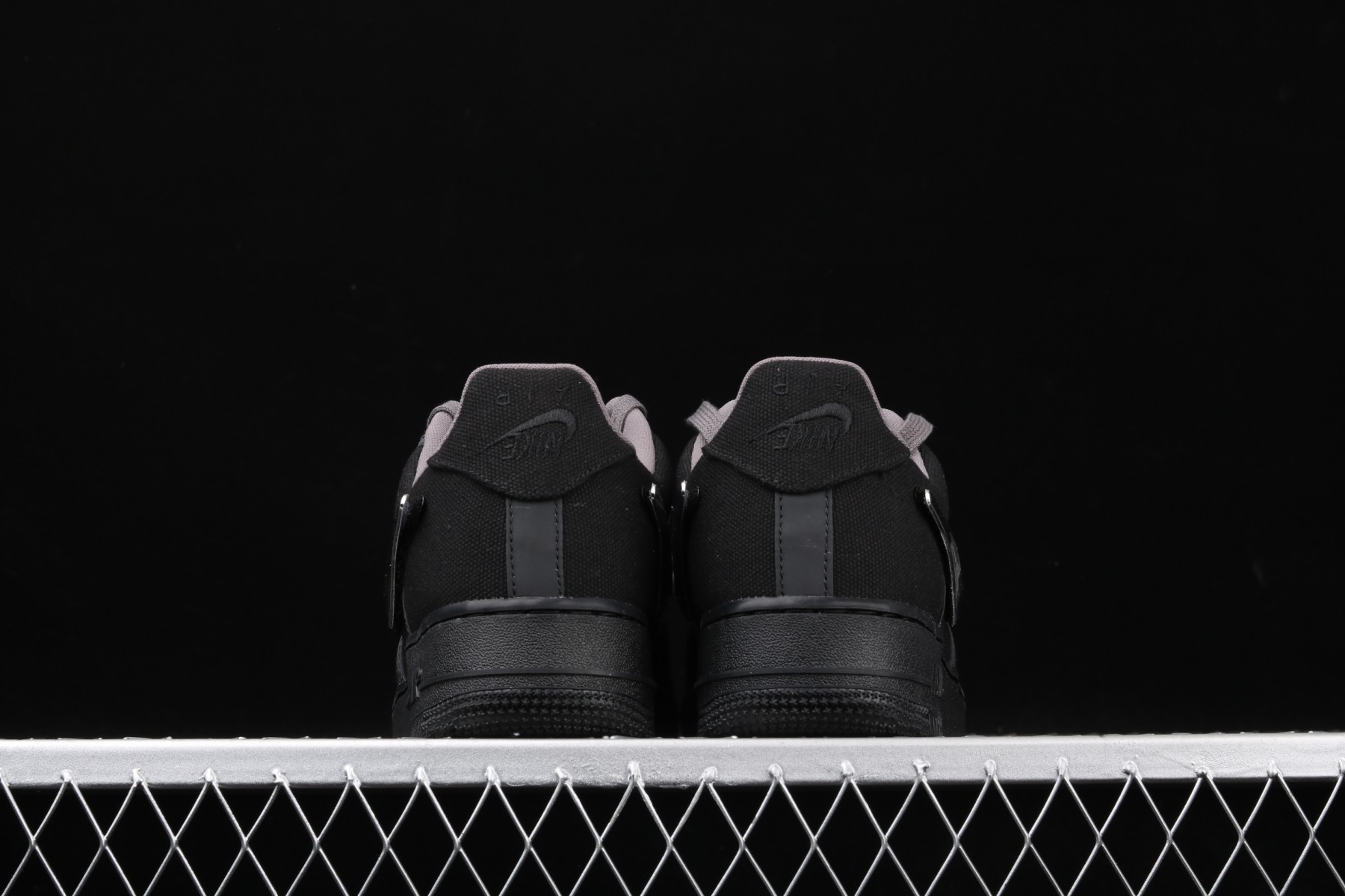 Travis Scott Nike Air Force 1 BLACK AQ4211-001