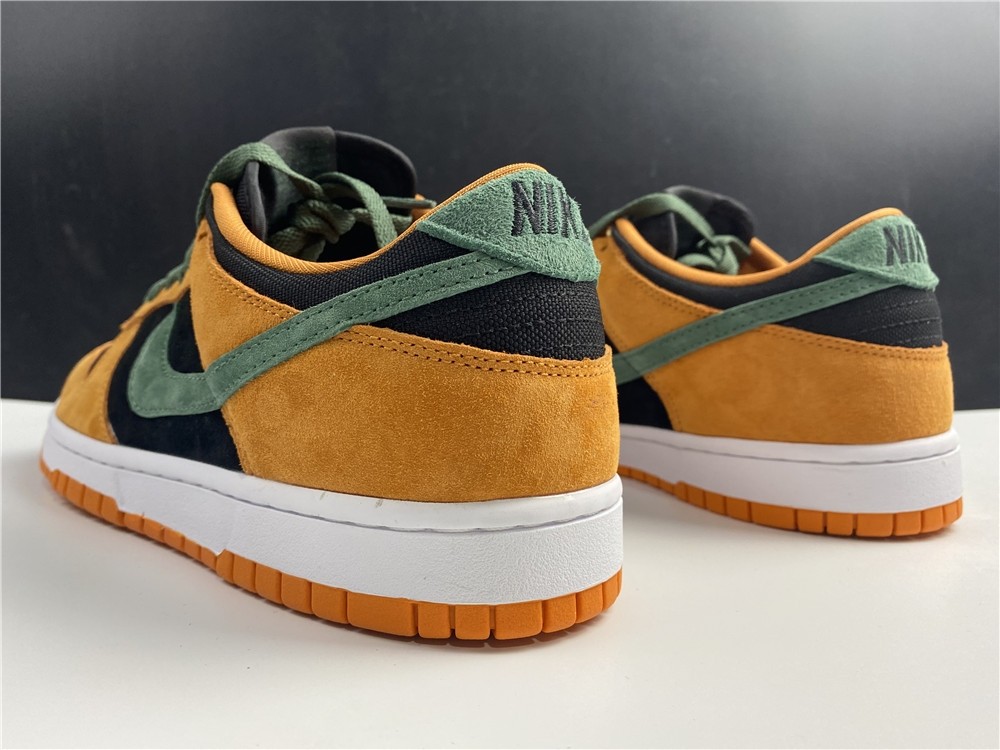 Nike Dunk Low SP “Ceramic”  DA1469-001