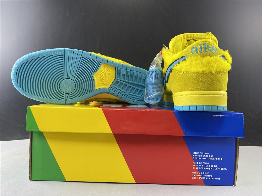 Grateful Dead x Nike SB Dunk Low“ Yellow Bear”  CJ5378-700