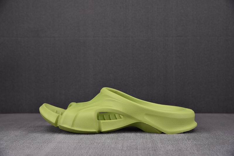 Balenciag* Sandal 20