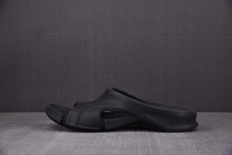 Balenciag* Sandal16
