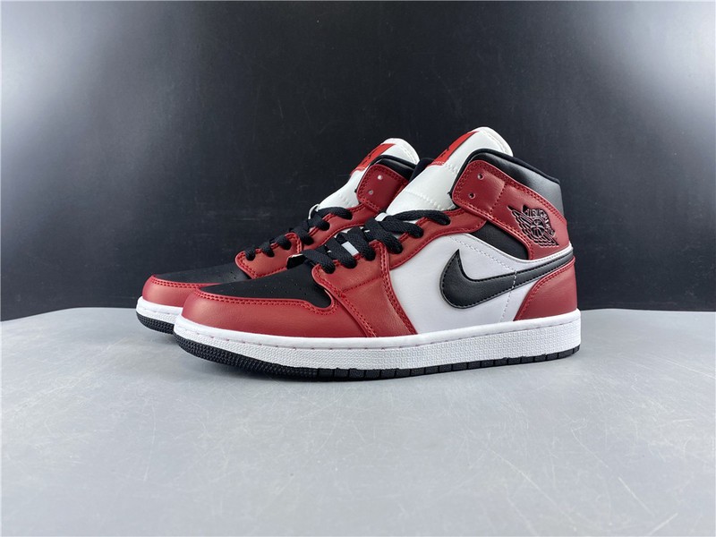 Air Jordan 1 Mid Chicago black toe  554724-069