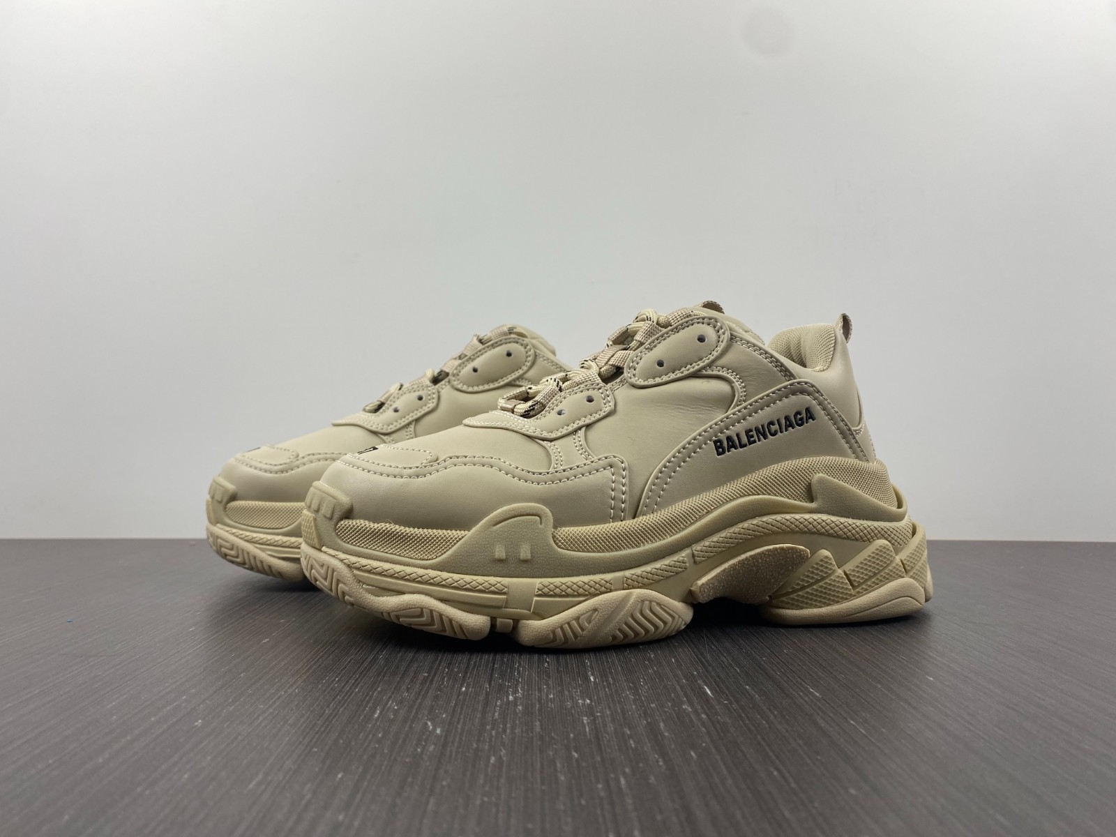 TRIPLES TRAINER SNEAKERS 2000044