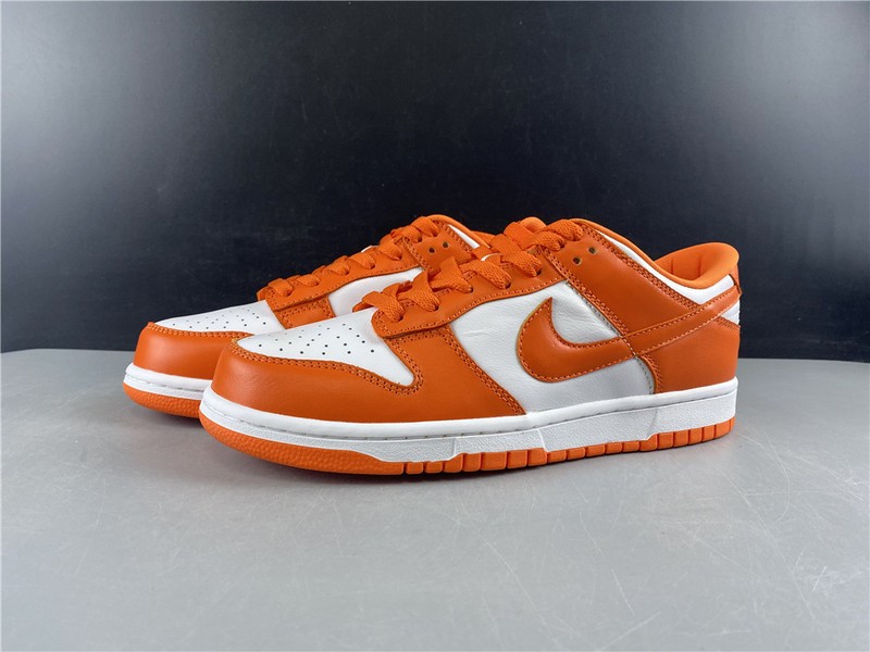 Nike dunk low sb syracuse  CU1726-101