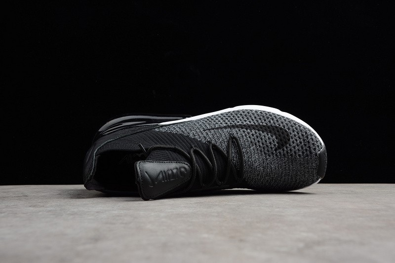 NIKE AIR MAX 270 FLYKNIT “OREO” Black/White AO1023-001
