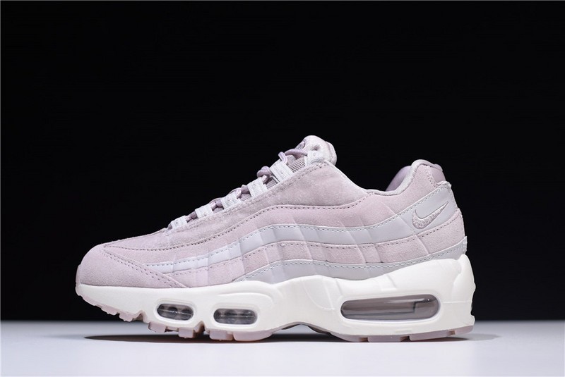 NIKE womens AIR MAX 95 DELUXE “PARTICLE ROSE”  Particle Rose AA1103-600