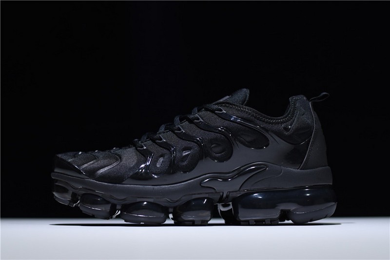 Nike Air VaporMax Plus Triple Black  924453-004
