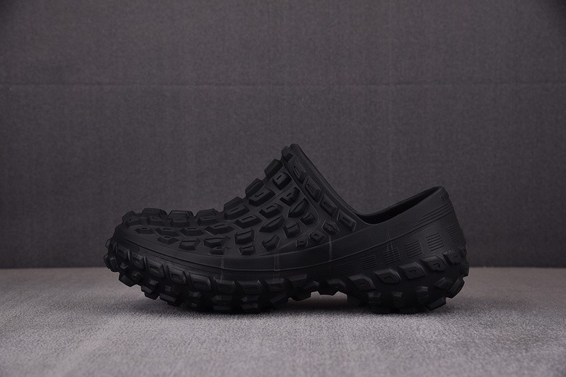 BALENCIAG* SANDAL 41