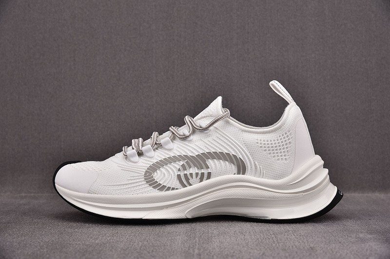 G*u*i* Trainer Sneaker82