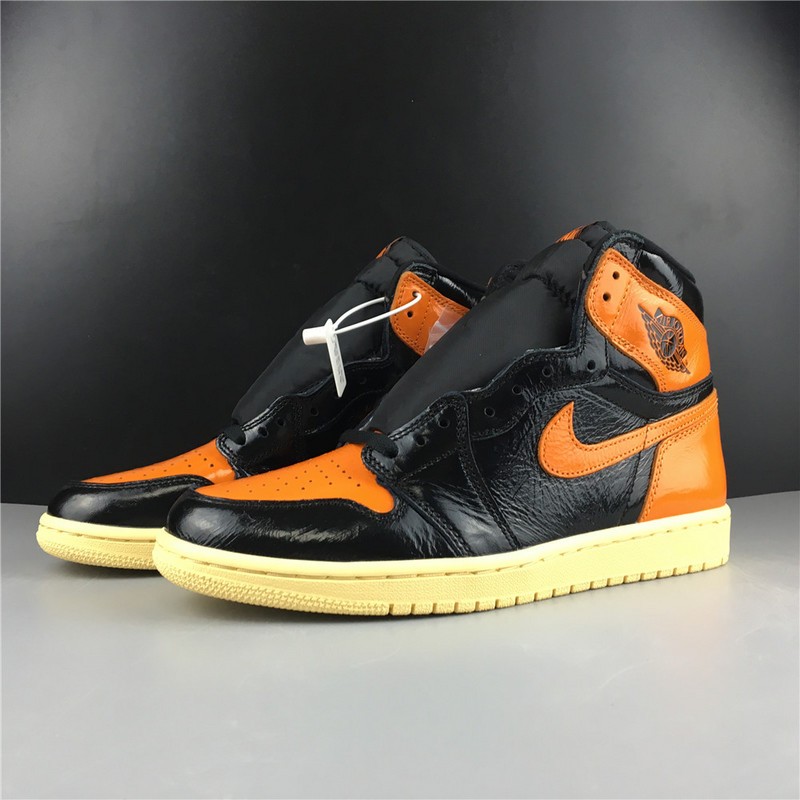 Air Jordan 1 Shattered Backboard 3.0 555088-028