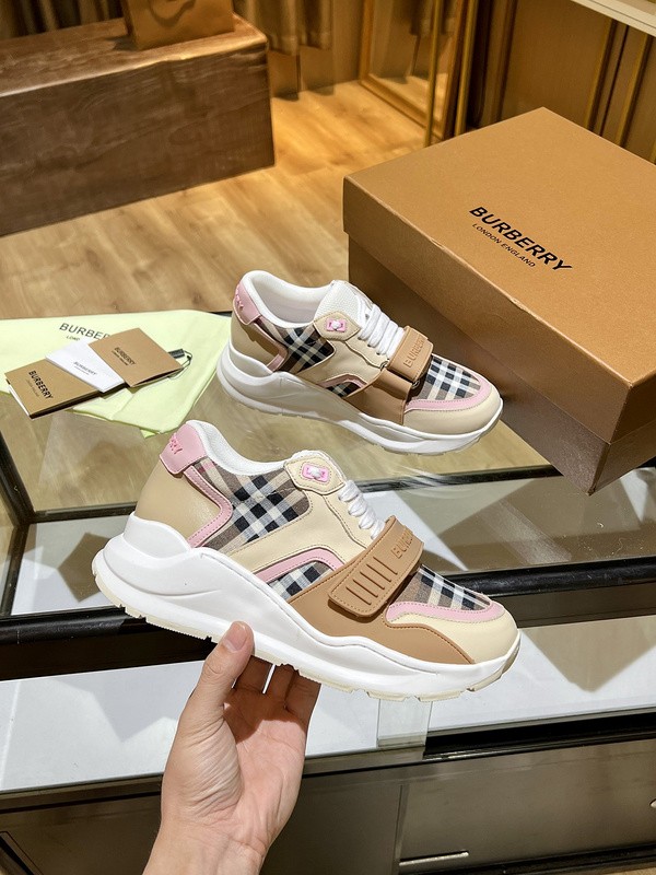 Burber*y sneakers B000010