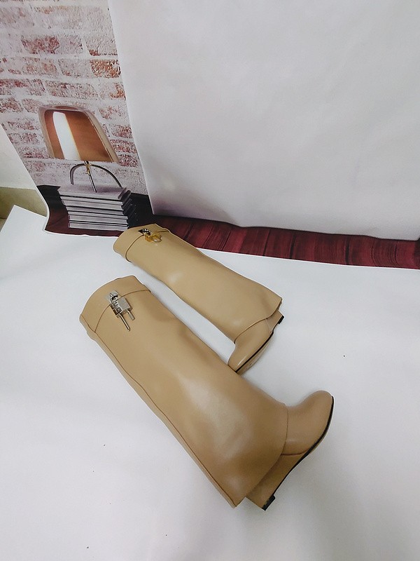 GIVENCHY LEATHER BOOTS GC000002