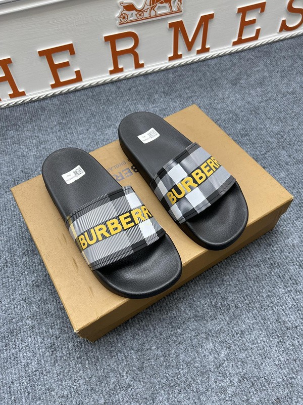 BURBER*Y Sandal4
