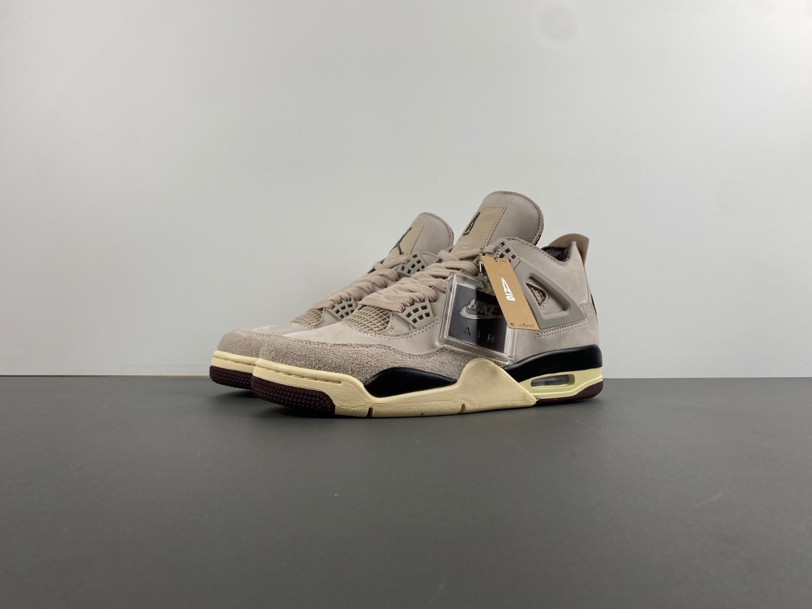Air Jordan 4 A Ma Maniére Fossil Stone FZ4810-200