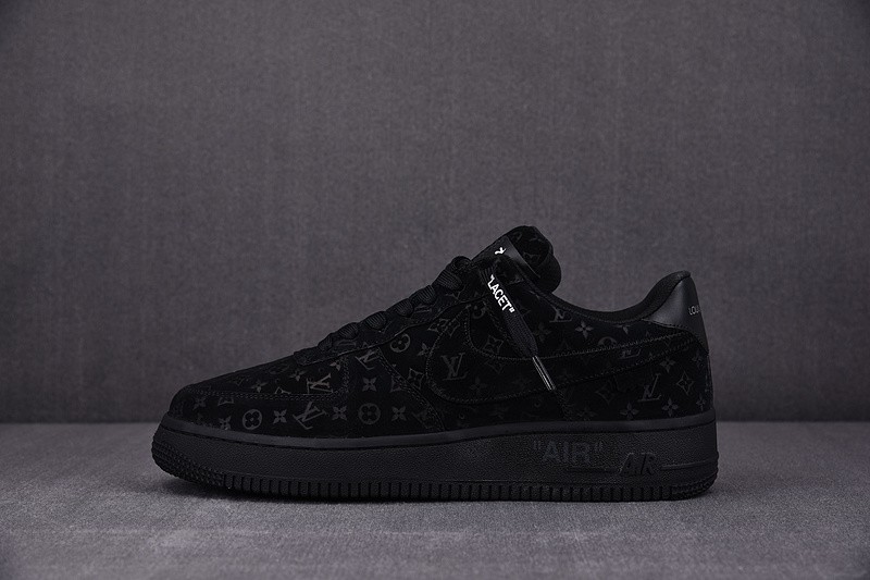 NIKE LOW AIR FORCE 1 X full black