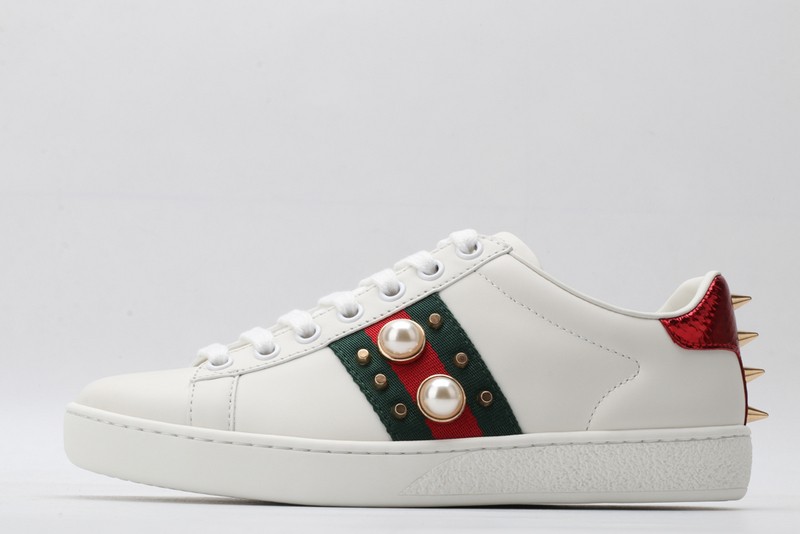 G*u*i* Trainer Sneaker54