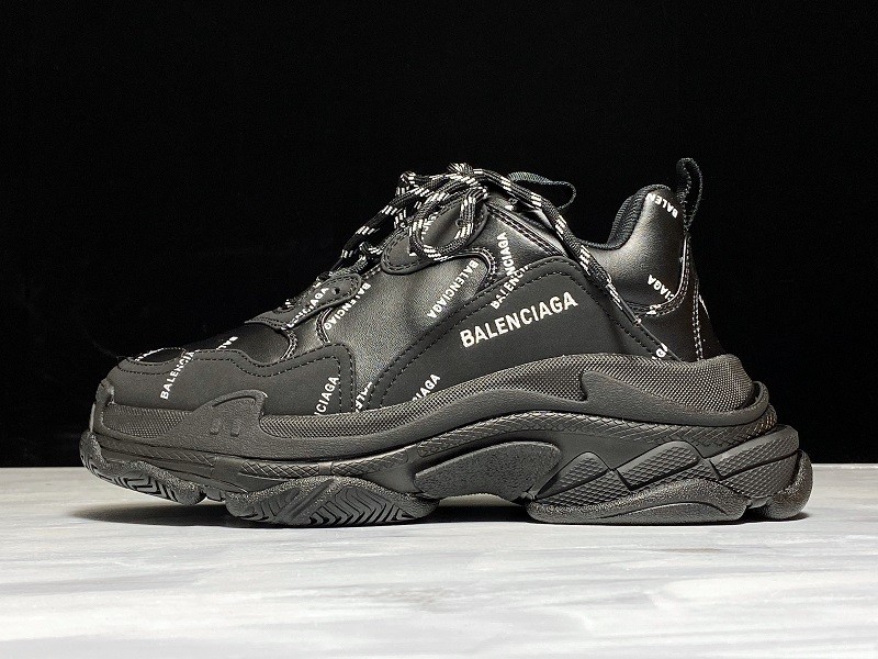 TRIPLES TRAINER SNEAKERS letters 2000015