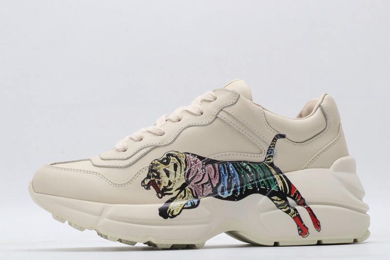 G*u*i* Trainer Sneaker30