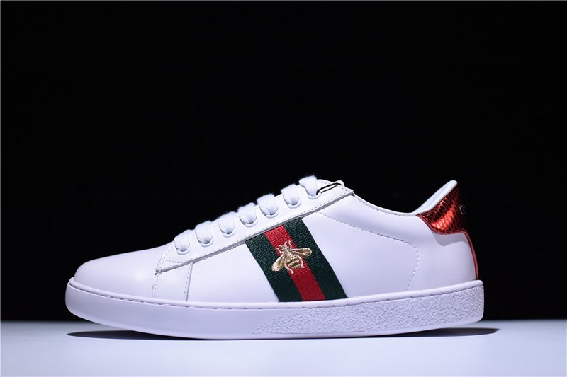 G*u*i* Ace Embroidered Low-Top Sneaker white with bee