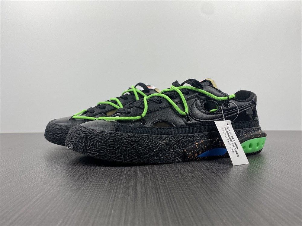 OFF-WHITE NIKE BLAZER LOW 2021 DH7863-001