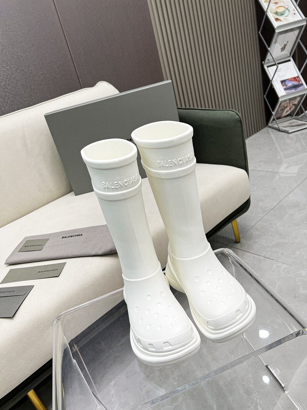 BALENCIAG* Cr*0*s BOOT 5000095