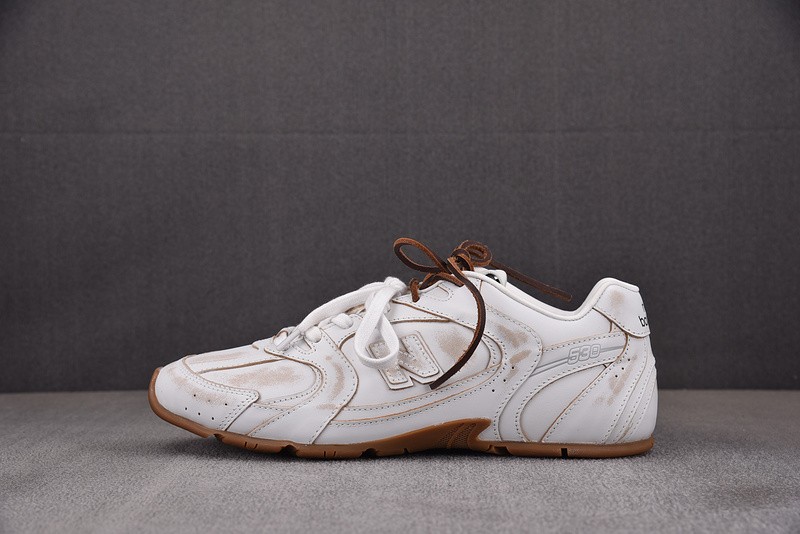New Balance x MIU MIU NB530 NB000050