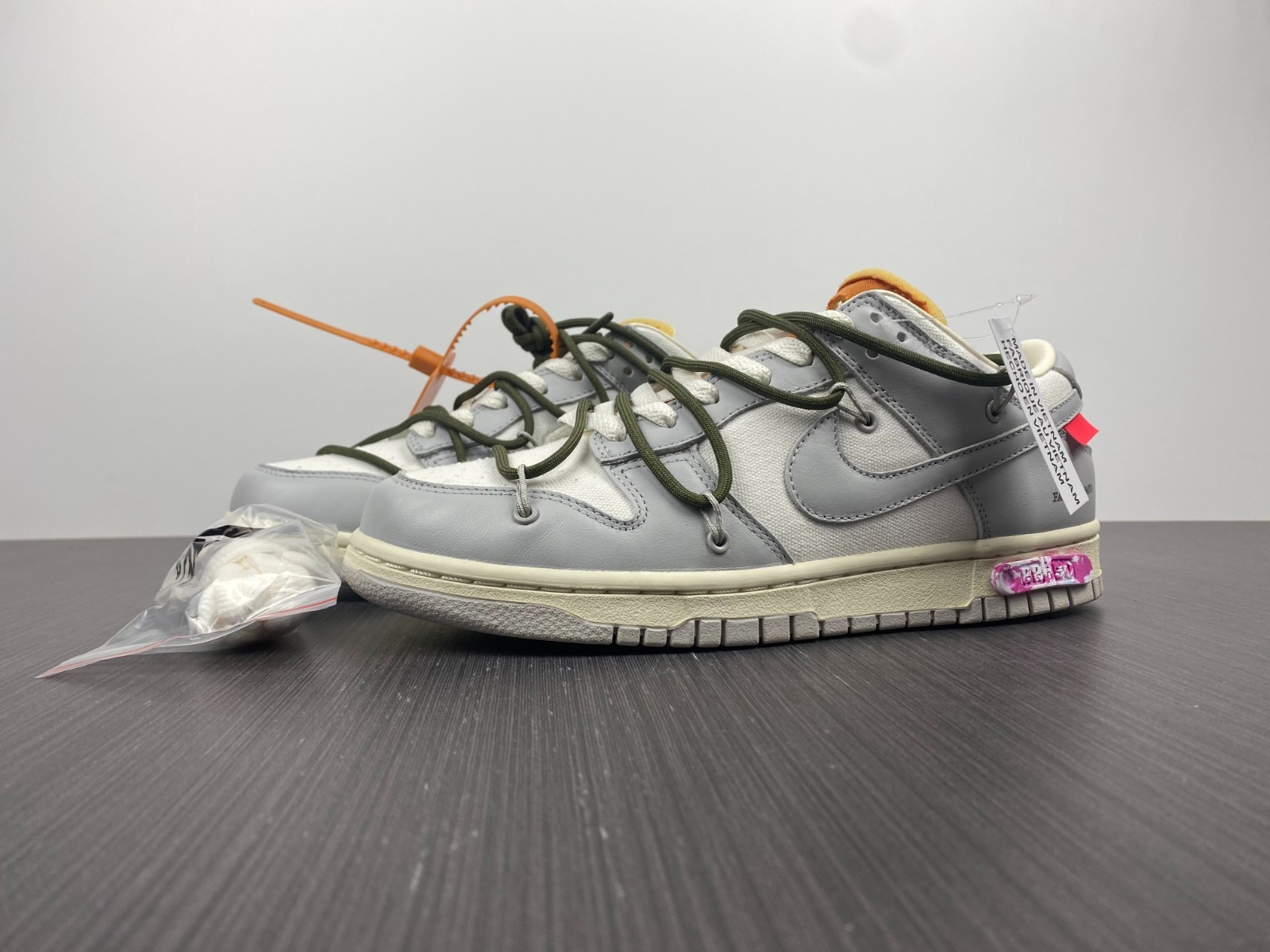 OFF-WHITE X DUNK LOW “22 OF 50” DM1602-124