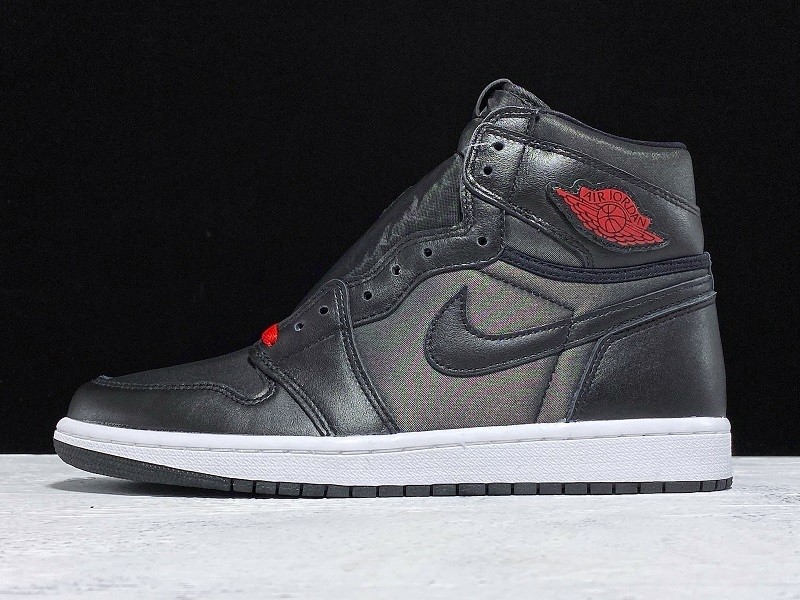 Air Jordan 1 Black Gym Red 555088-060