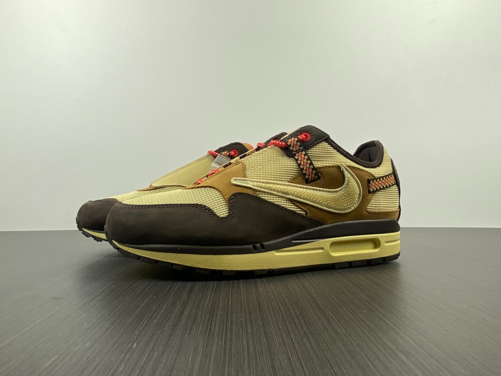 Travis Scott x Air MAX1 / CJ  ( 12 ) DO9392-200