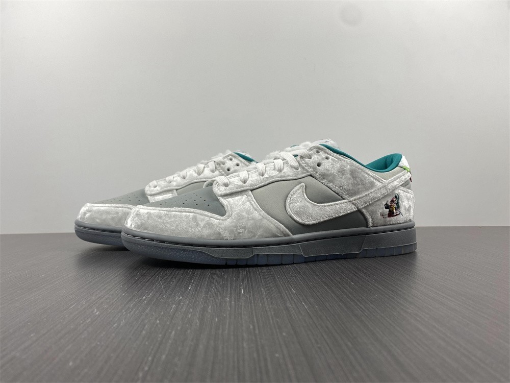 Nike Dunk Low Ice (W) - DO2326-001