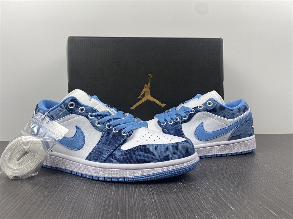 Air Jordan 1 Low Washed Denim (GS) - DM8947-100