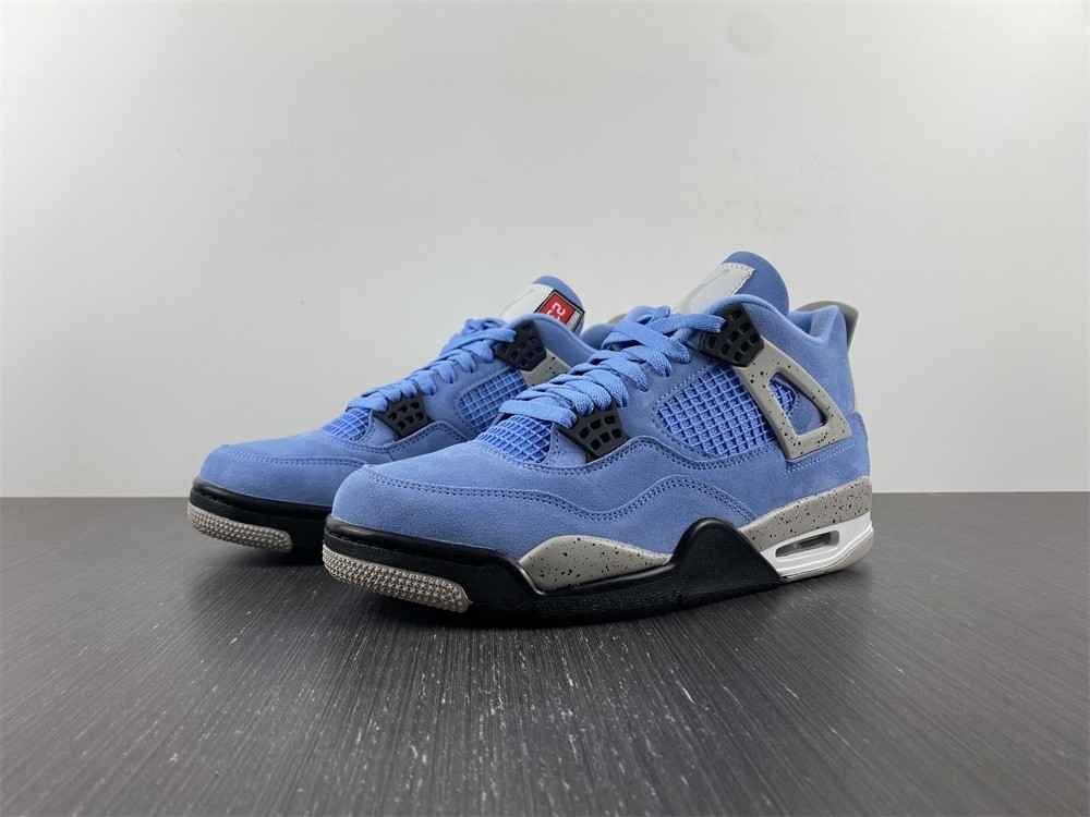 Air Jordan 4 SE “University Blue” CT8527-400