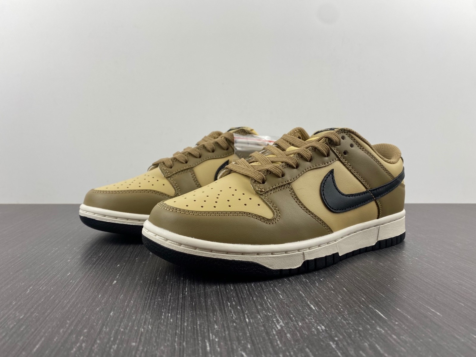Nike Dunk Low Dark Driftwood (W) - DD1503-200