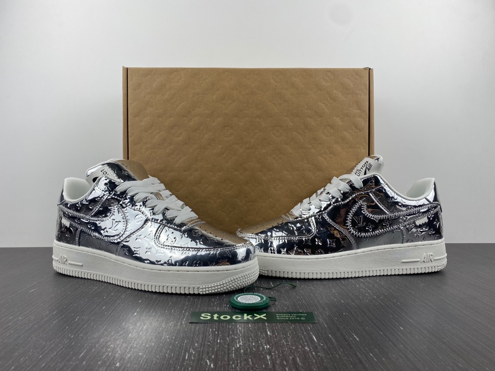 L-V And Nike "Air Force 1" silver 1A9VER
