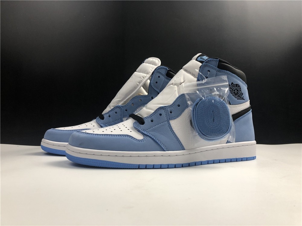 Air Jordan 1 High OG “University Blue“ 555088-134