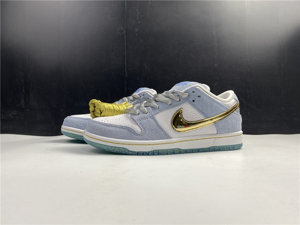 （Sean Cliver）x Nike SB Dunk Low DC9936-100
