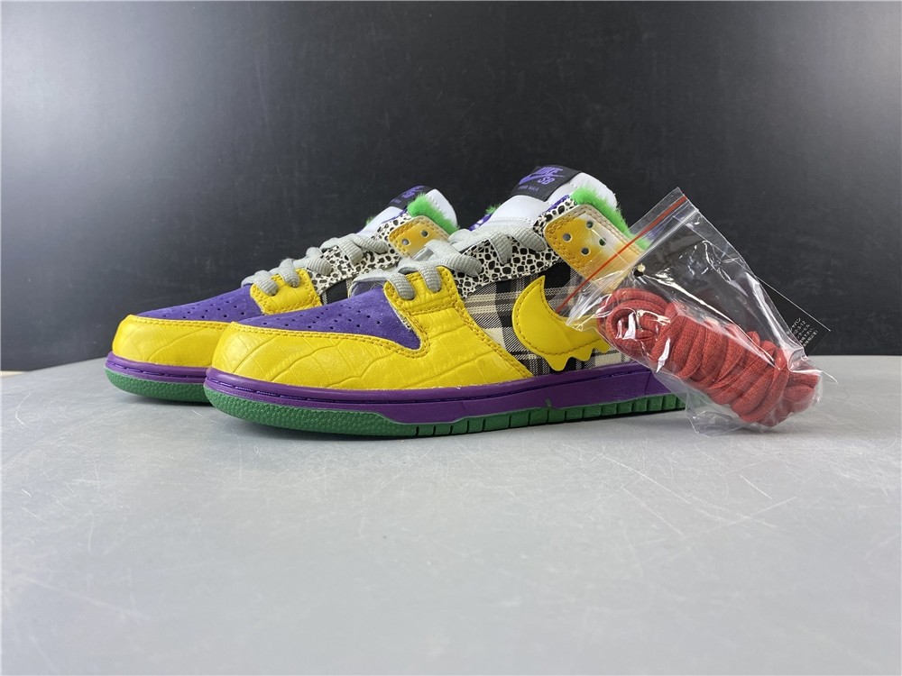 Nike SB Dunk Low Pro IW  318403-137