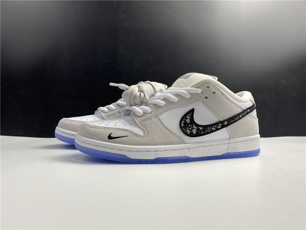 Nike SB Dunk Low Takashi  BQ6817-002