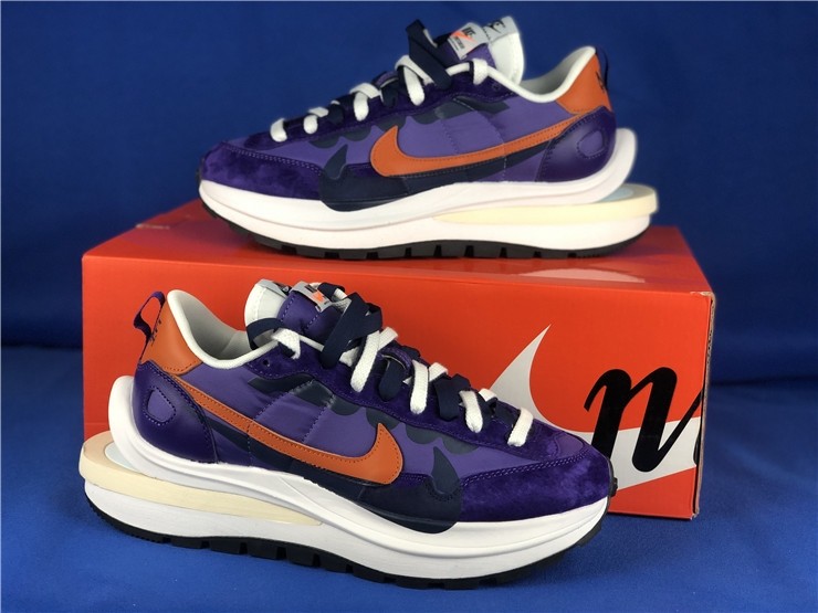 Sacai x Nike VaporWaffle DD1875-200