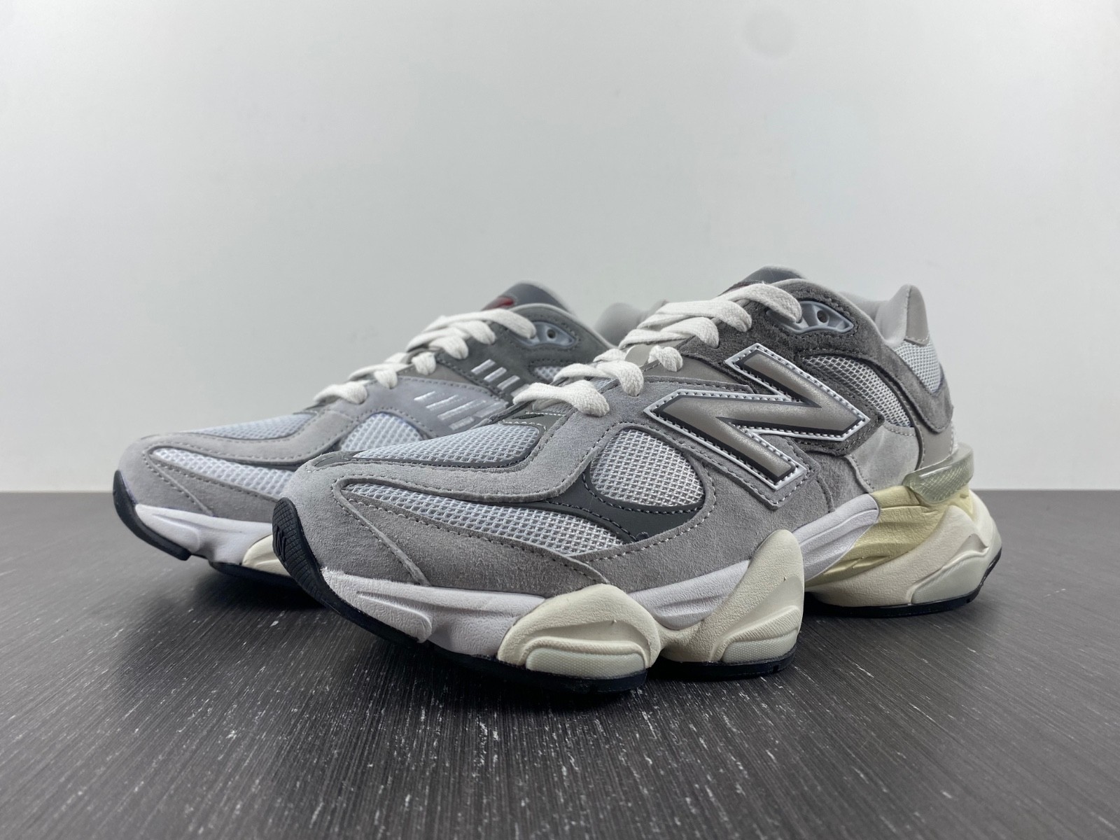 NEW BALANCE  Rain Cloud Grey - U9060GRY