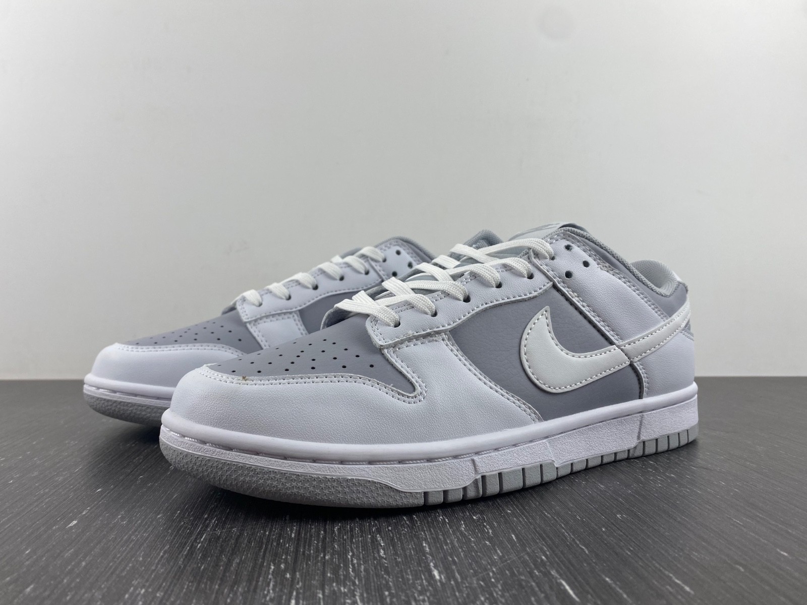 Nike Dunk Low Retro White Grey DJ6188-003