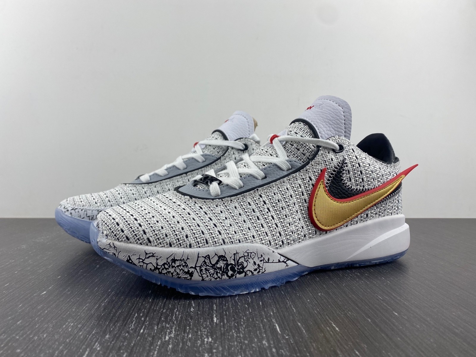 Nike LeBron 20 “The Debut” DJ5423-100