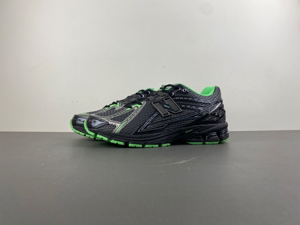 New Balance U1906 Silver Metallic Green | U1906RCT