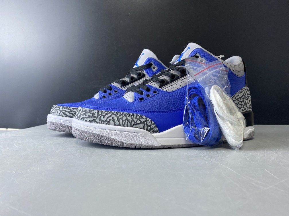 Air Jordan 3 “Varsity Royal” CT8532-400